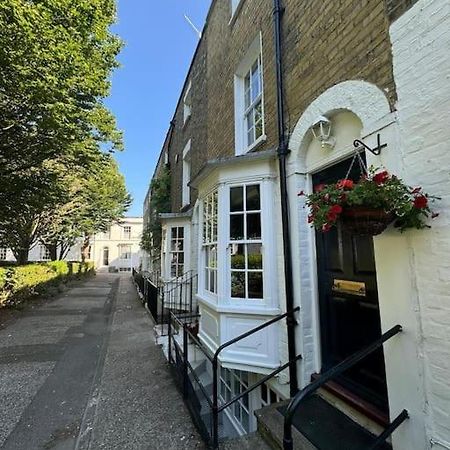 2 Bed Georgian Cottage, Ramsgate Bagian luar foto
